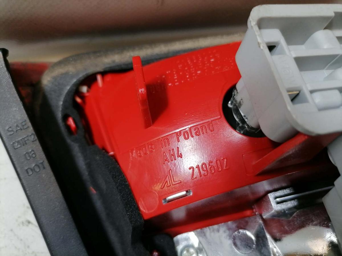 Audi A4 8K B8 original R&uuml;cklicht R&uuml;ckleuchte Schlussleuchte innen rechts Kombi Bj.2009